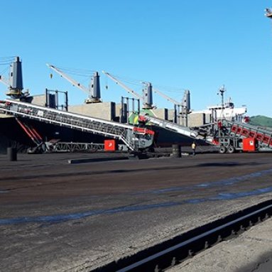 Barge/ Shiploading Direct From Trucks