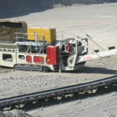 Mobile Hopper Feeder