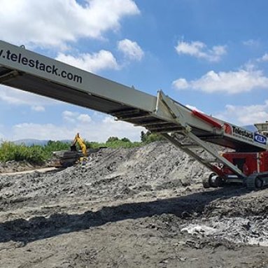 Mobile Hopper Feeder