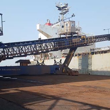 Radial-Telescopic-Shiploaders2