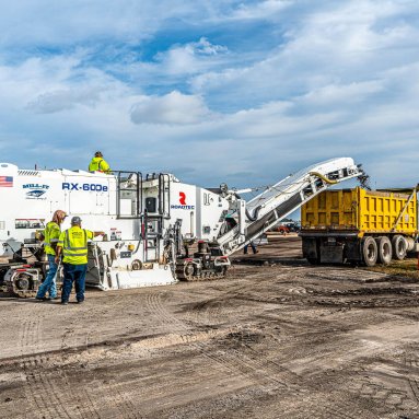 Roadtec RX-600 Cold Planer
