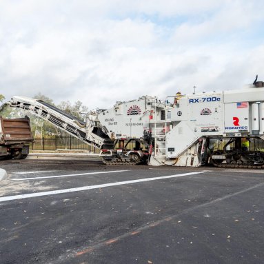 Roadtec RX-700 Cold Planer