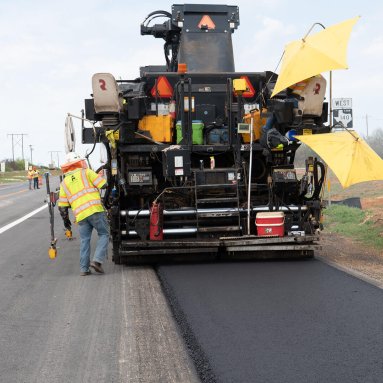 Roadtec SP-200 Spray Paver